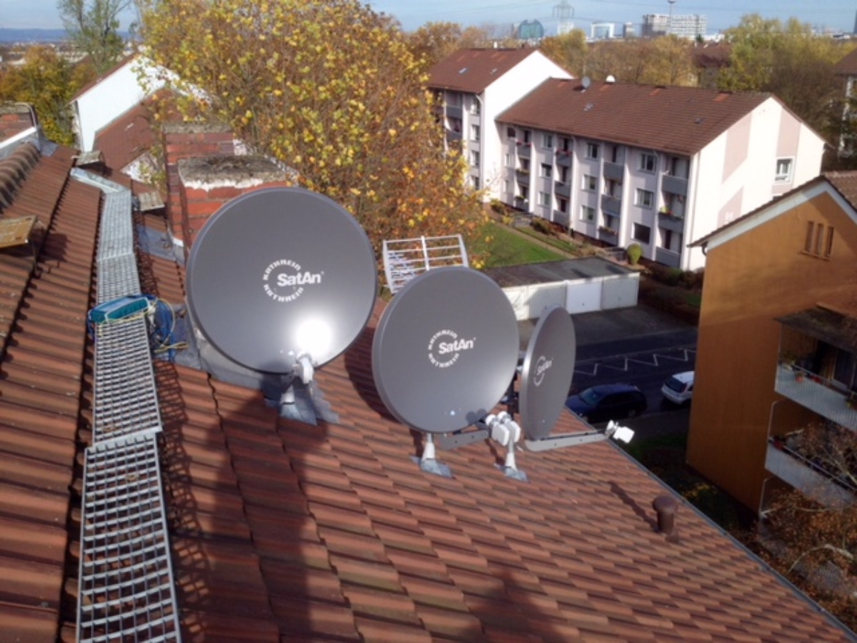 Sat via Glasfaser